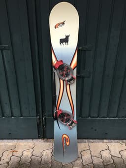Freestyle Snowboard 156 cm + Bağlama
